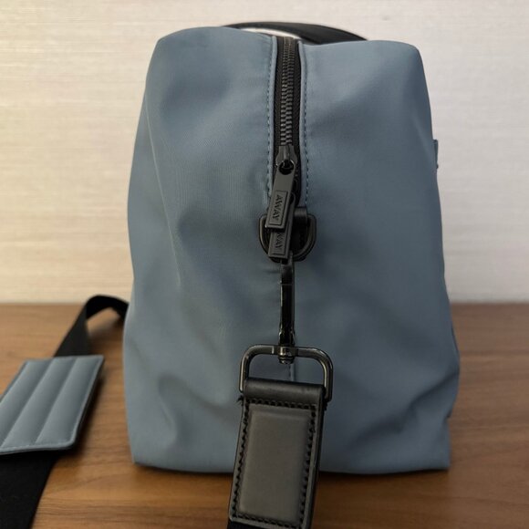 Away - Overnight Bag (Coast Blue) - Picture 3 of 5